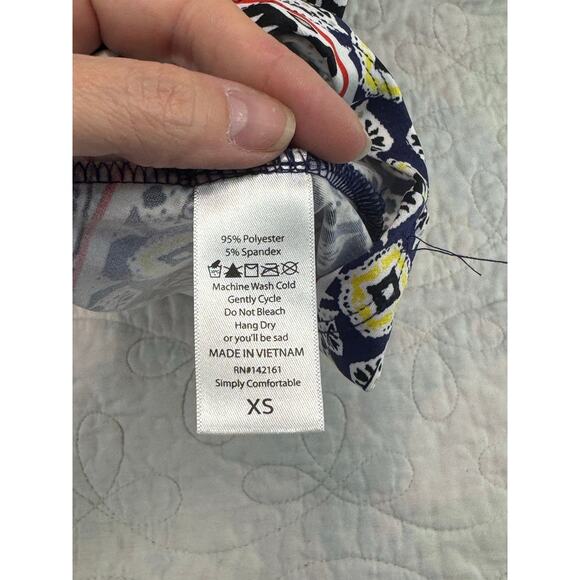 Women’s XS Lularoe dress with pockets mixed pattern material - Picture 6 of 8